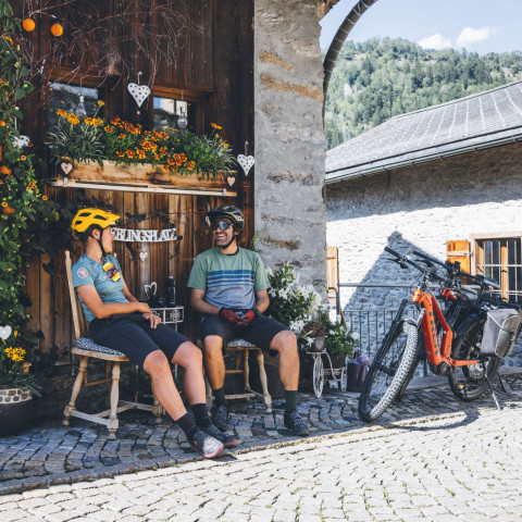 unbeschwert geniessen Glacier Bike Tour Pauschale